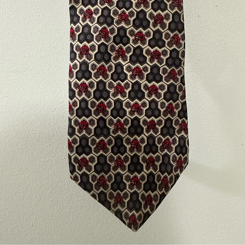 Christian Dior Monsieur Men’s Honeycomb Pattern Silk Tie Made‎ In USA